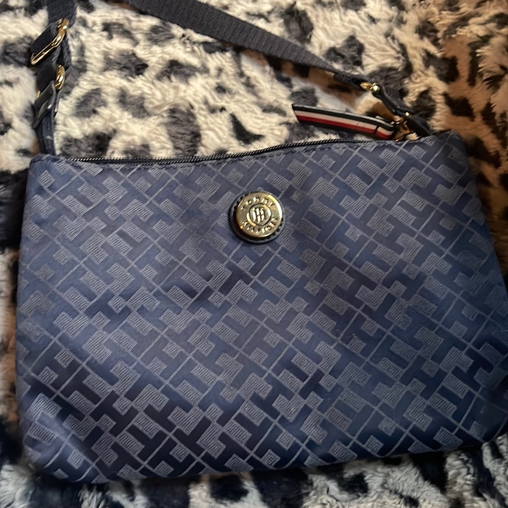 Tommy Hilfiger crossbody bag